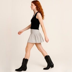 Koch Smocked Waist Pleated Skort Shorts Flowy Resort Boho in Silver~Medium🧡